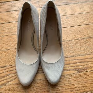 Light beige/gray - greige wedge heels. Nine West size 7. Embossed upper.